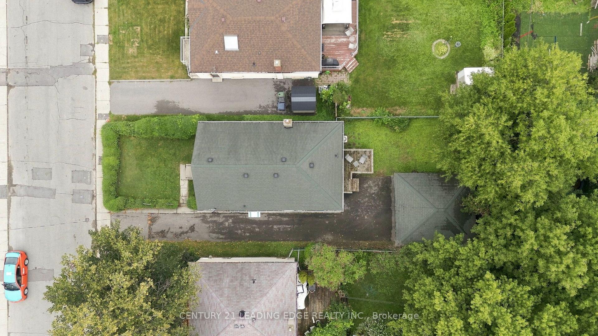Photo 16 of 67 Pitt Avenue, Scarborough, Clairlea-Birchmount — HOMEH
