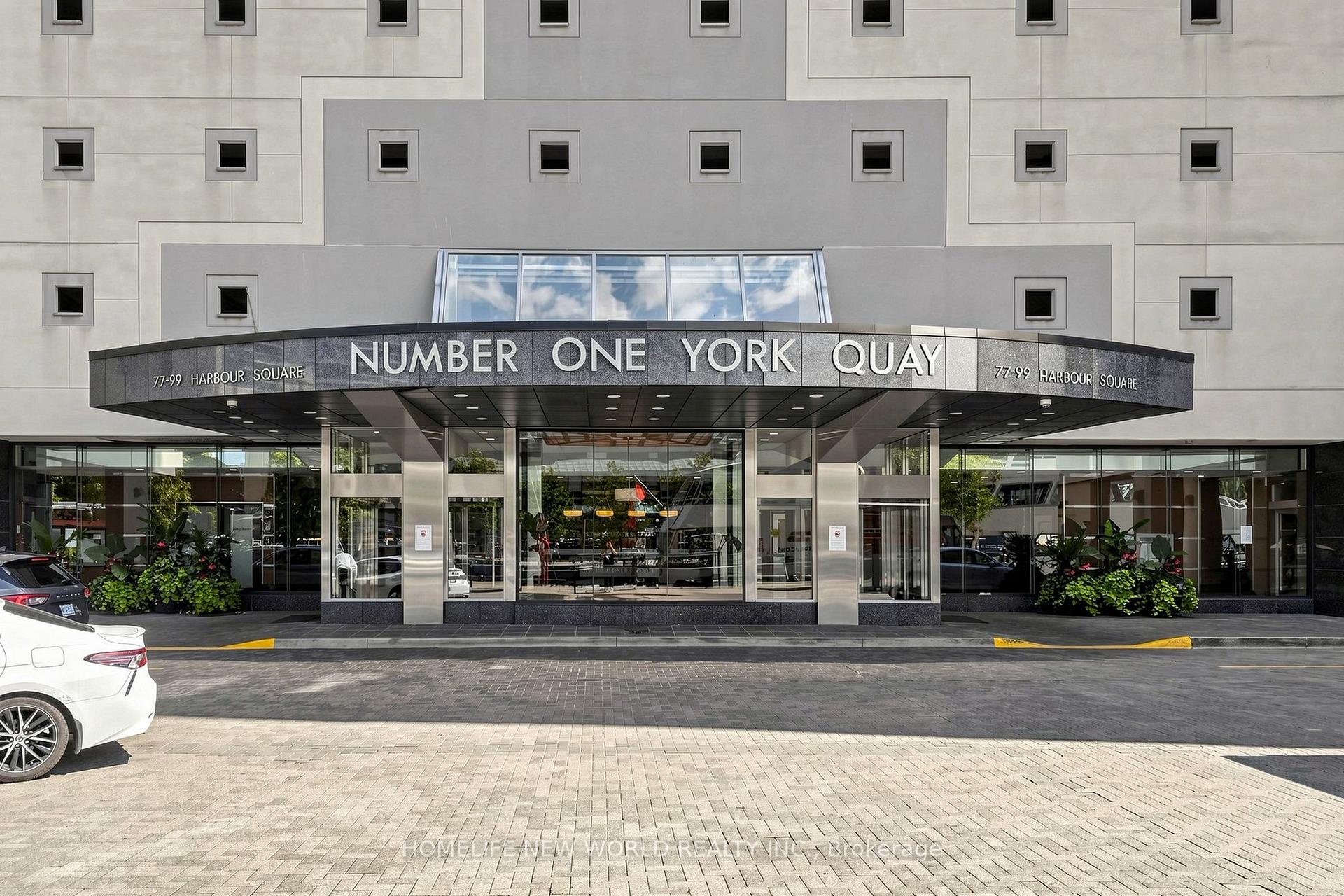 Photo 4 of Unit 3512, 99 Harbour Square, Toronto, Waterfront Communities — HOMEH