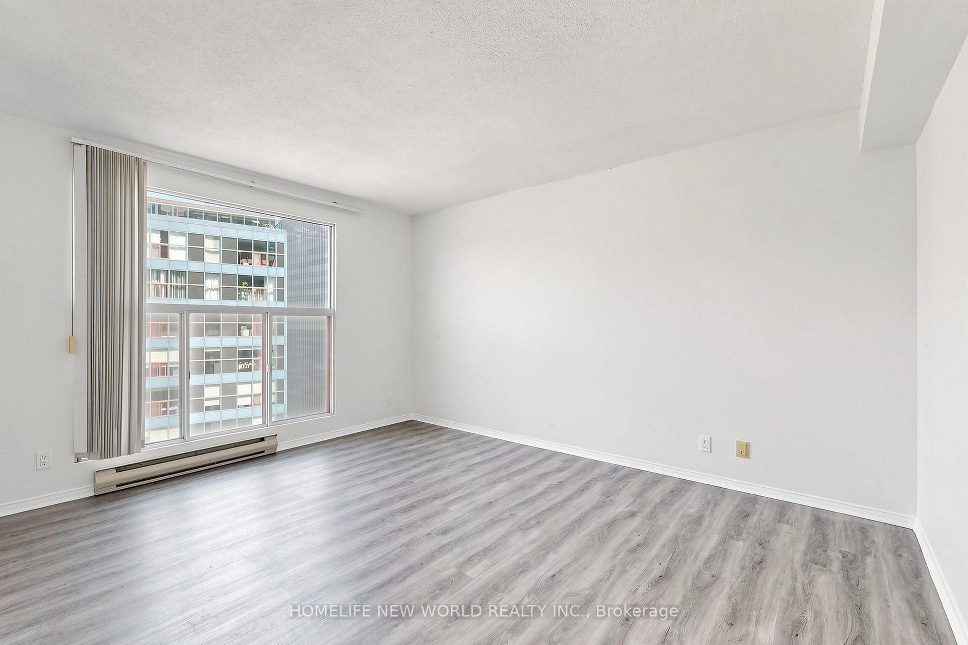 Photo 15 of Unit 3512, 99 Harbour Square, Toronto, Waterfront Communities — HOMEH
