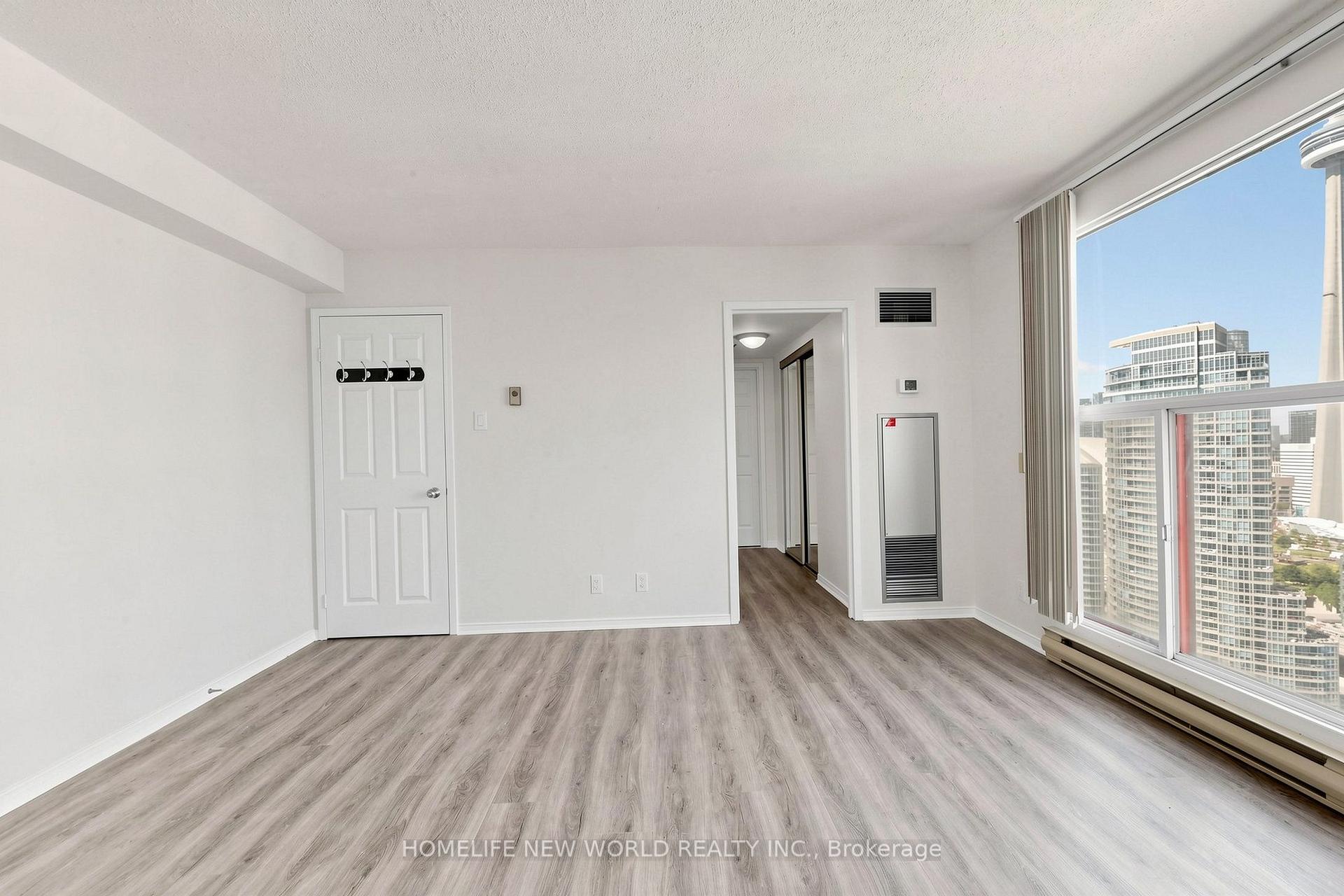 Photo 18 of Unit 3512, 99 Harbour Square, Toronto, Waterfront Communities — HOMEH