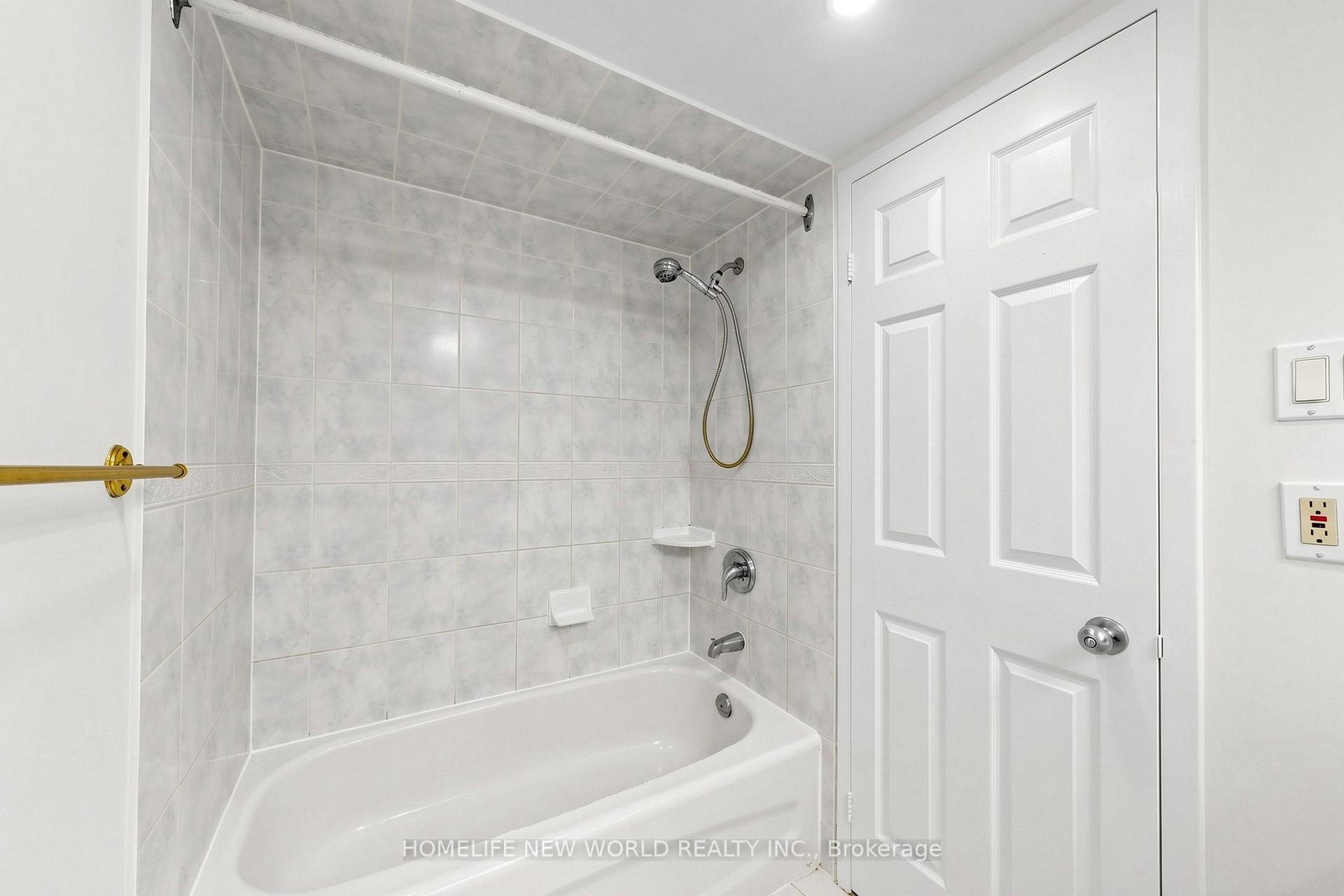 Photo 21 of Unit 3512, 99 Harbour Square, Toronto, Waterfront Communities — HOMEH