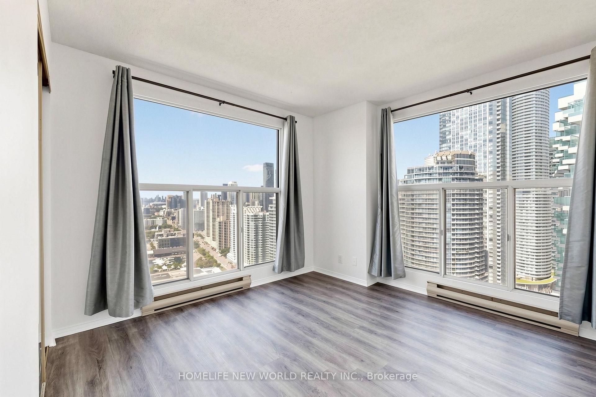 Photo 22 of Unit 3512, 99 Harbour Square, Toronto, Waterfront Communities — HOMEH