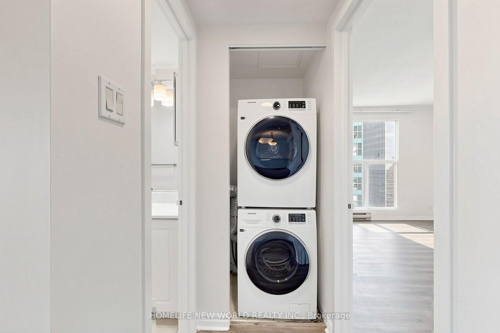 Photo 28 of Unit 3512, 99 Harbour Square, Toronto, Waterfront Communities — HOMEH