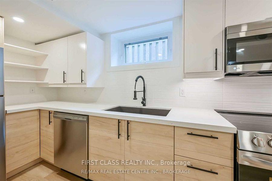 Photo 5 of Unit 2, 118 Manning Avenue, Hamilton, Greeningdon — HOMEH