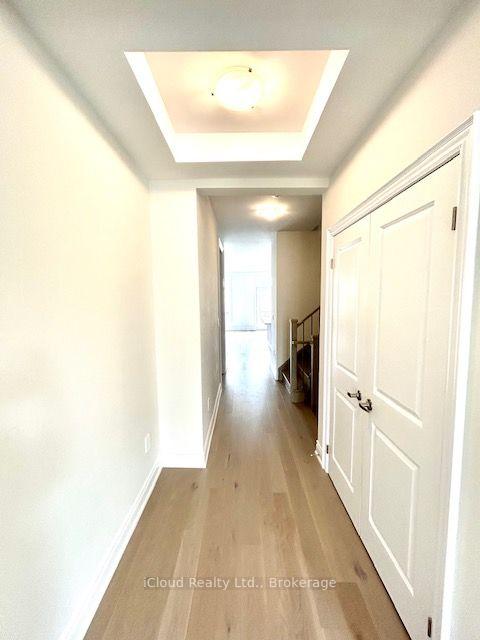Photo 5 of 1305 Merton Road, Oakville, Glen Abbey — HOMEH