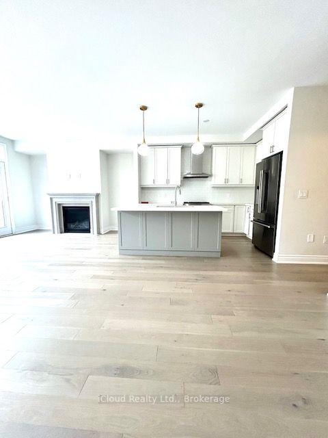 Photo 9 of 1305 Merton Road, Oakville, Glen Abbey — HOMEH