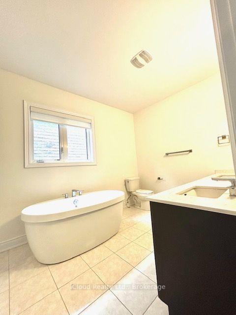 Photo 16 of 1305 Merton Road, Oakville, Glen Abbey — HOMEH