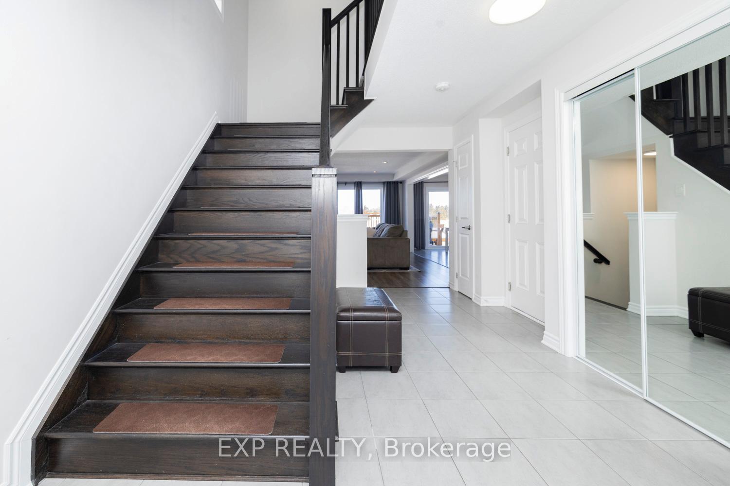 Photo 2 of 161 Cranesbill Road, Ottawa, Kanata - Emerald Meadows/Trailwest — HOMEH