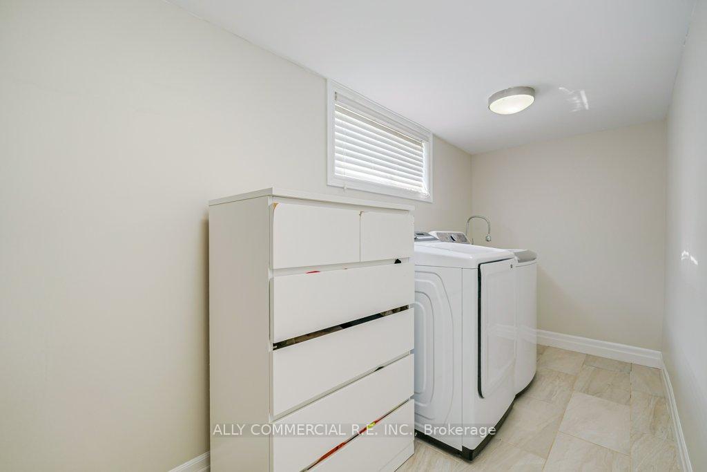 Photo 28 of 4 Chudleigh Road, Toronto, Caledonia-Fairbank — HOMEH
