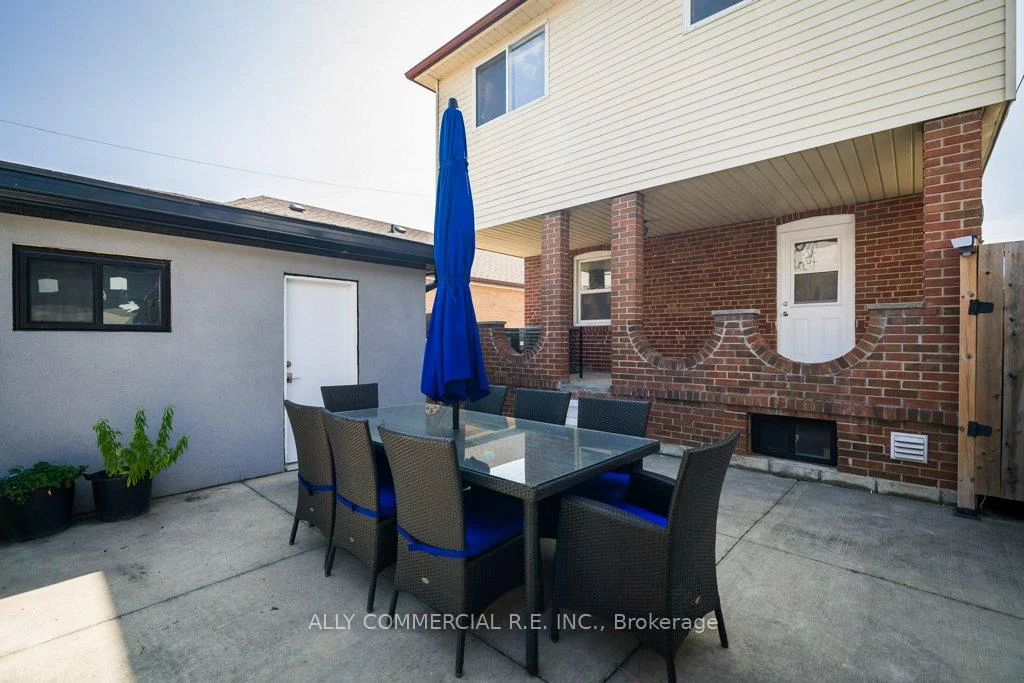 Photo 19 of 4 Chudleigh Road, Toronto, Caledonia-Fairbank — HOMEH