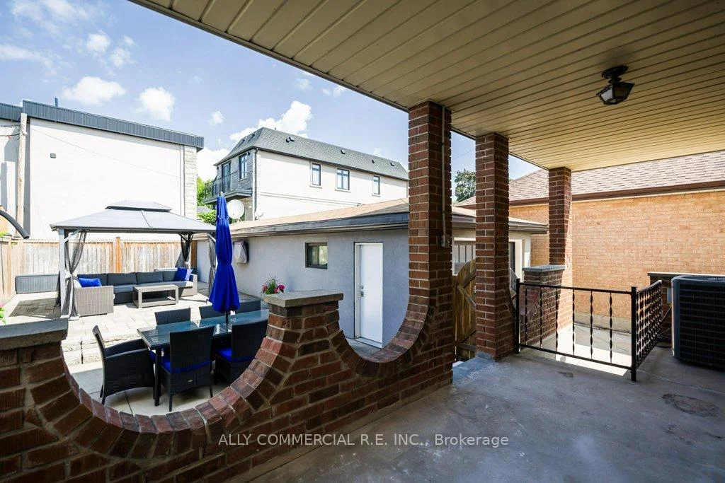 Photo 23 of 4 Chudleigh Road, Toronto, Caledonia-Fairbank — HOMEH