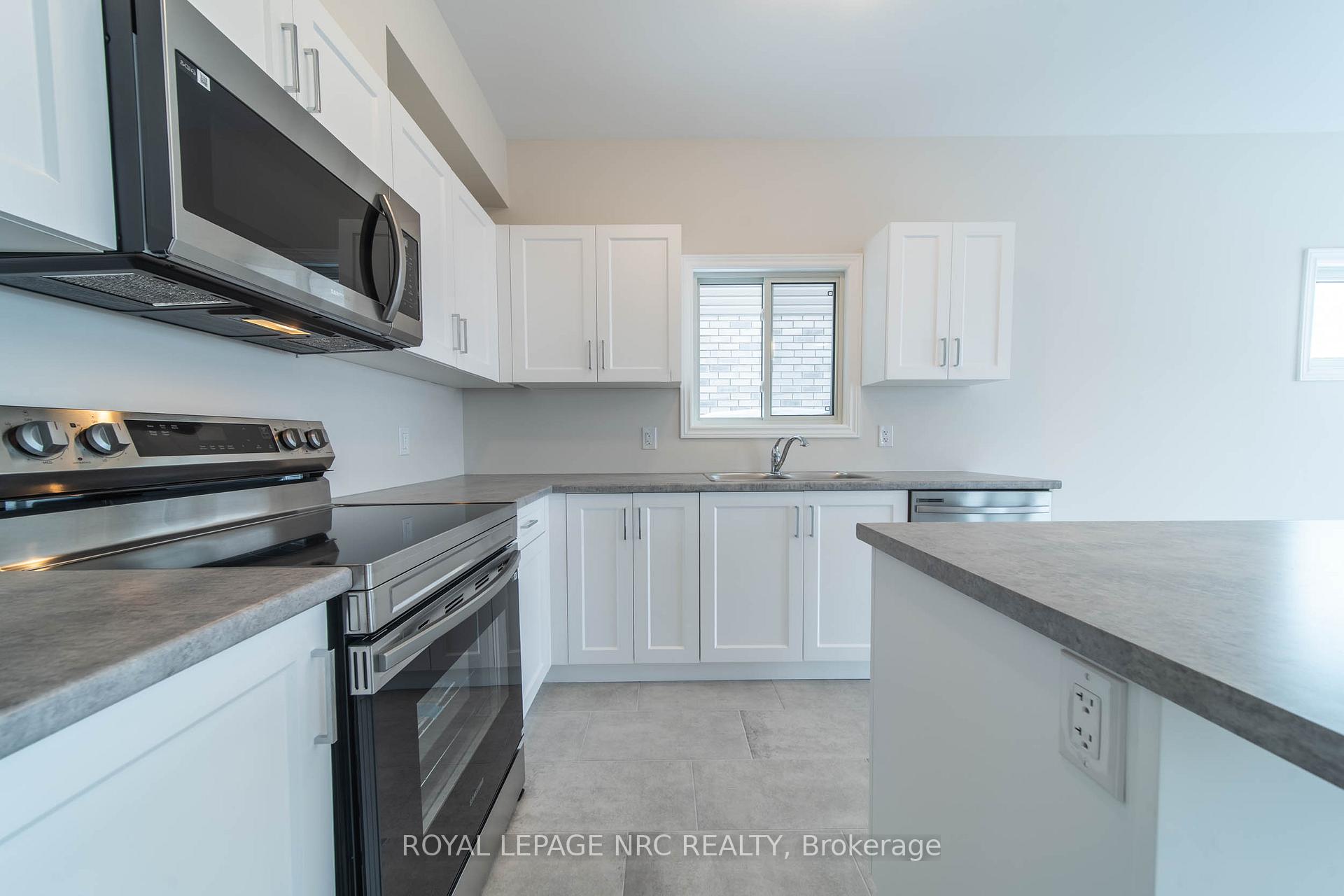 Photo 6 of 52 Willson Drive, Thorold, Hurricane/Merrittville — HOMEH
