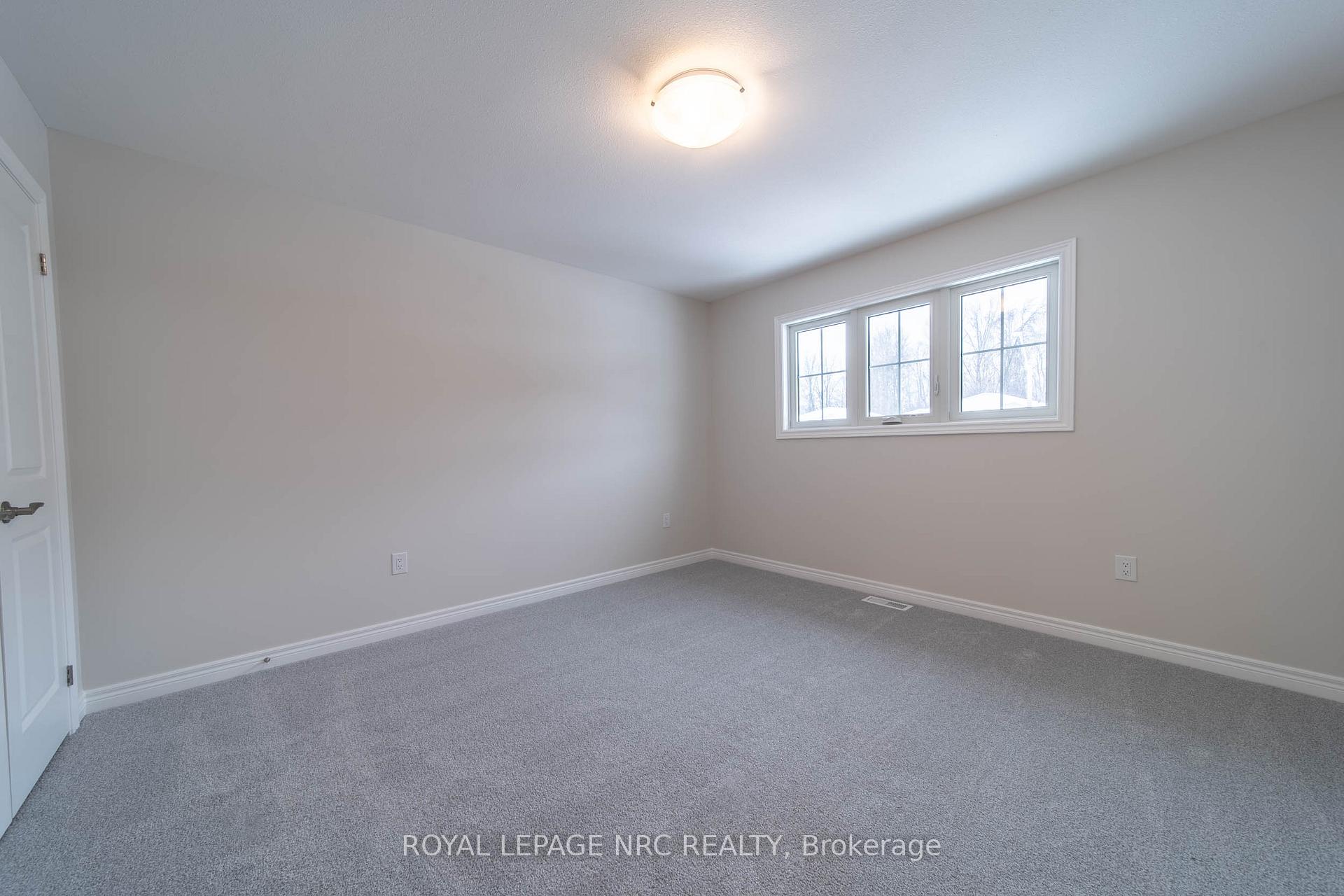 Photo 11 of 52 Willson Drive, Thorold, Hurricane/Merrittville — HOMEH