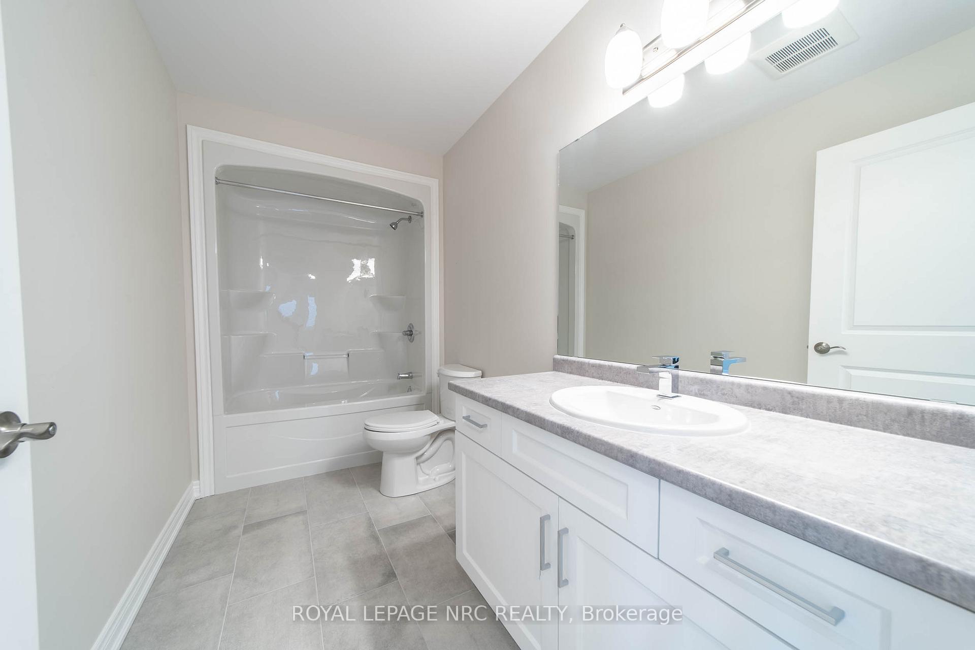 Photo 13 of 52 Willson Drive, Thorold, Hurricane/Merrittville — HOMEH