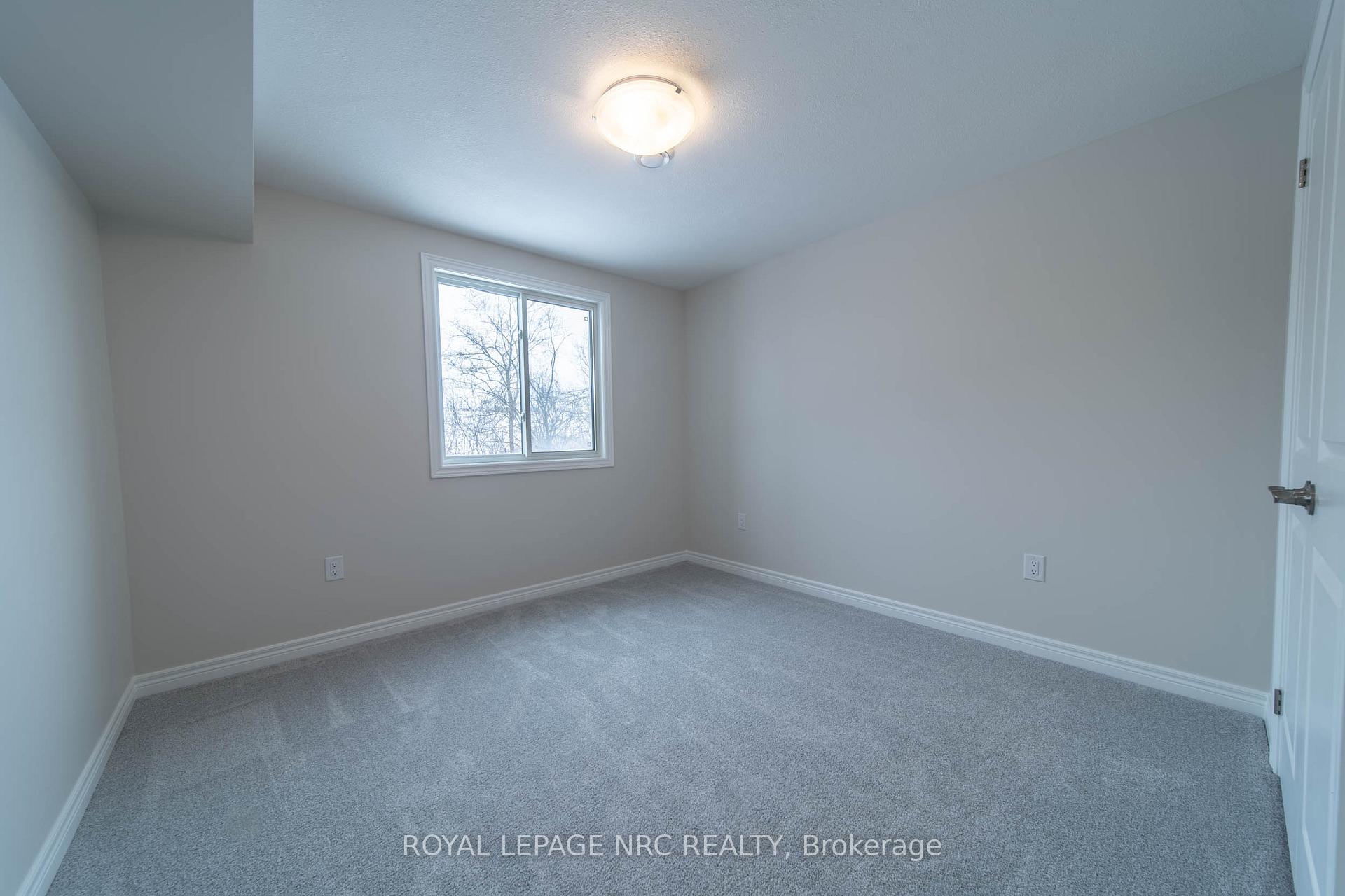 Photo 16 of 52 Willson Drive, Thorold, Hurricane/Merrittville — HOMEH