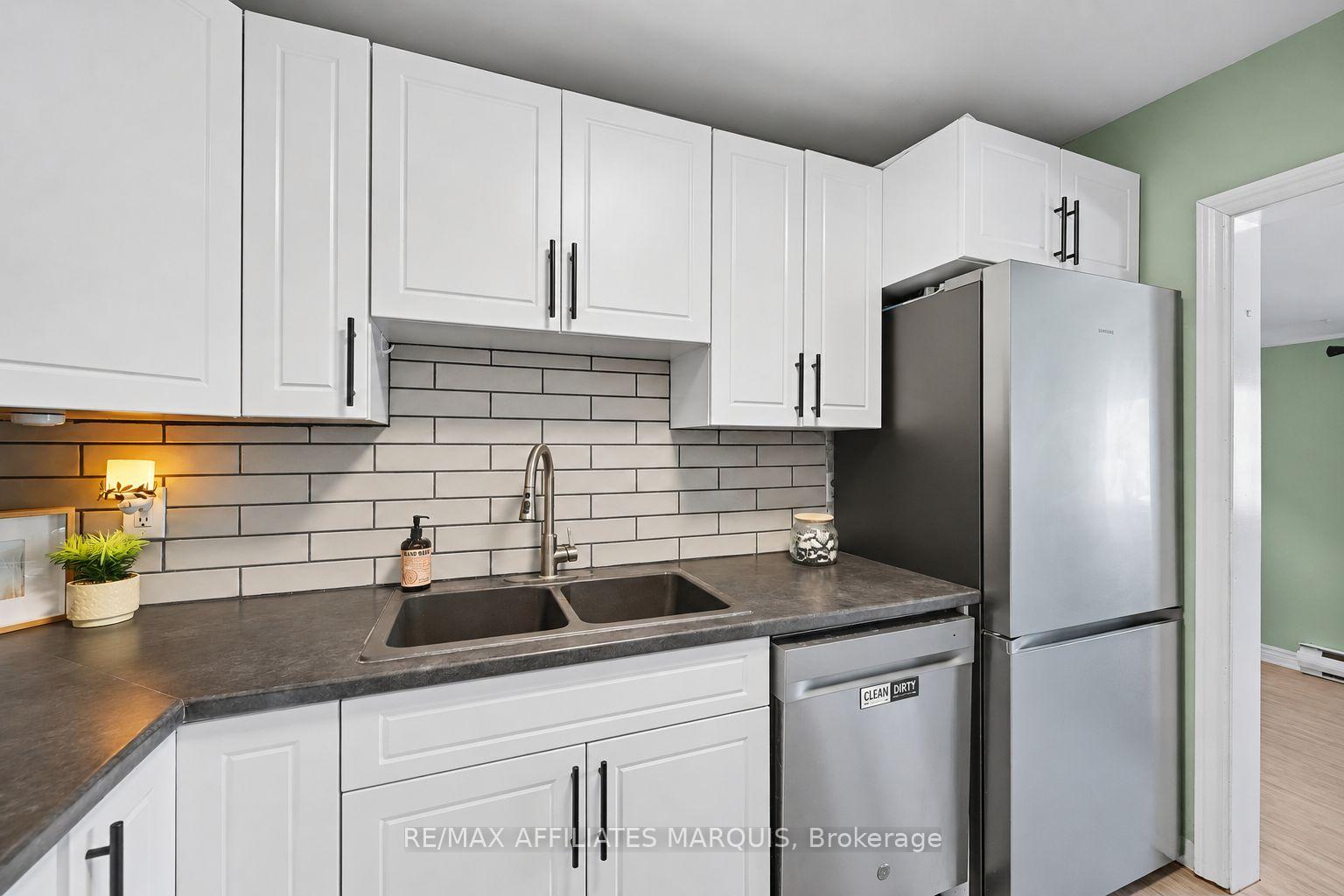 Photo 17 of 10 Bay Road, Rideau Lakes, Rideau Lakes (South Elmsley) Twp — HOMEH