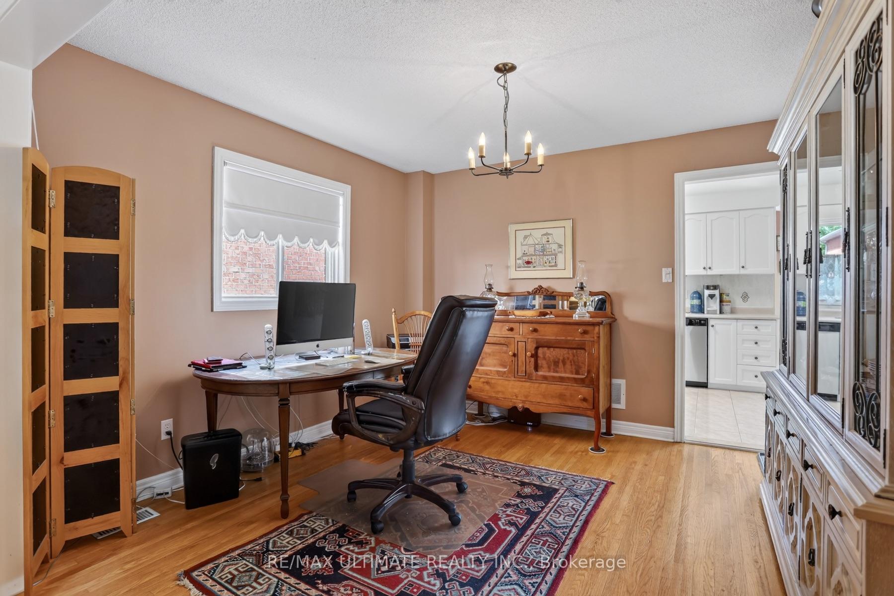 Photo 9 of 60 Devonridge Crescent, Scarborough, Highland Creek — HOMEH