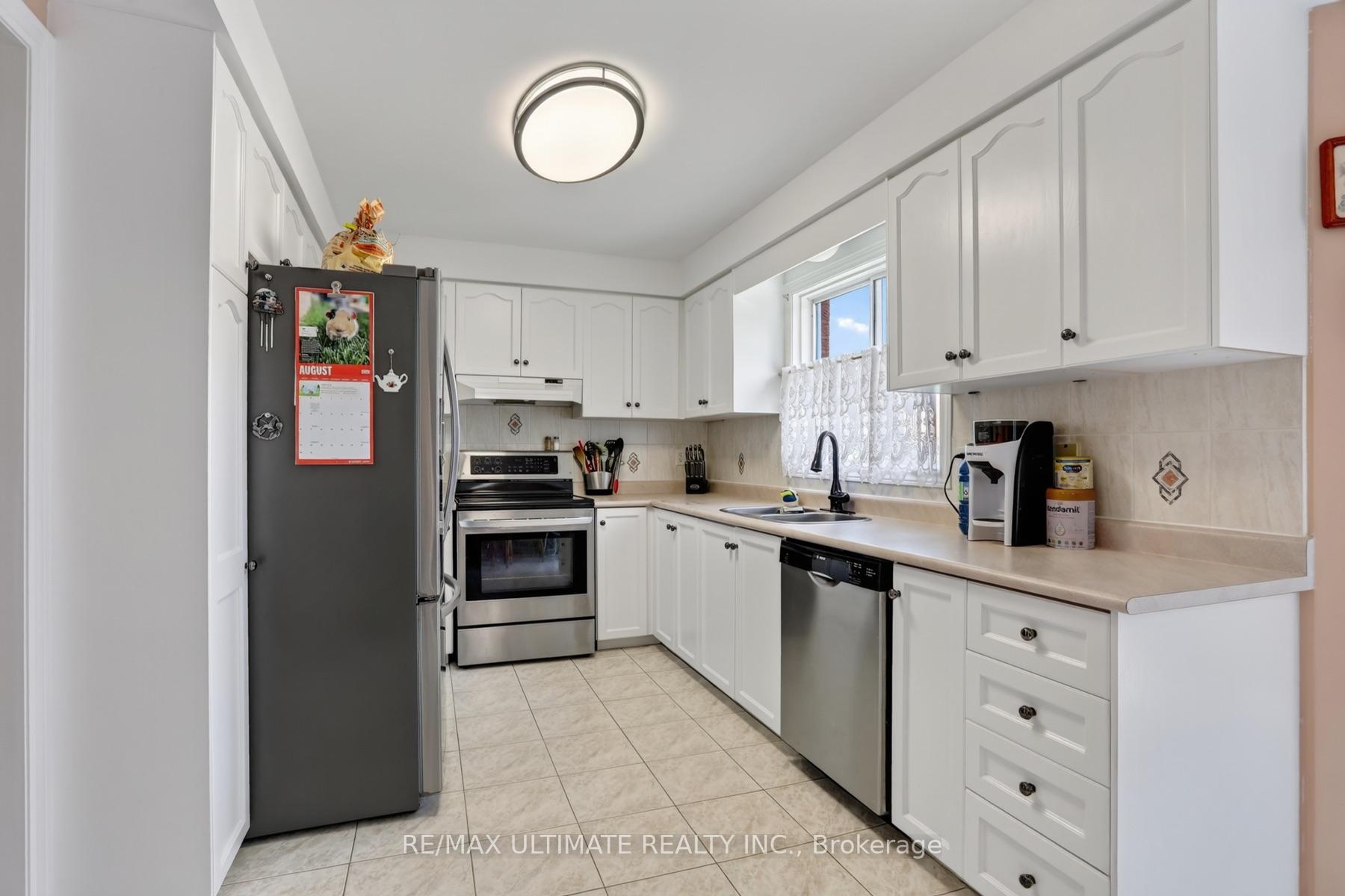 Photo 16 of 60 Devonridge Crescent, Scarborough, Highland Creek — HOMEH