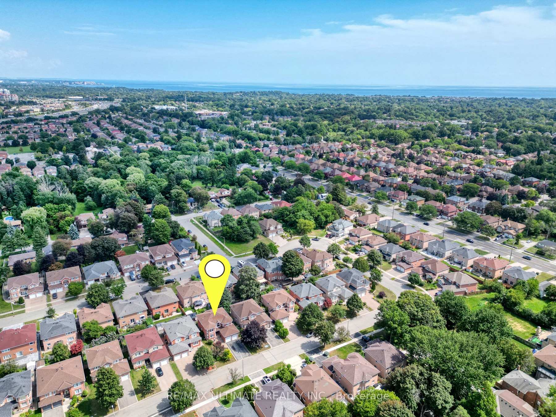 Photo 38 of 60 Devonridge Crescent, Scarborough, Highland Creek — HOMEH