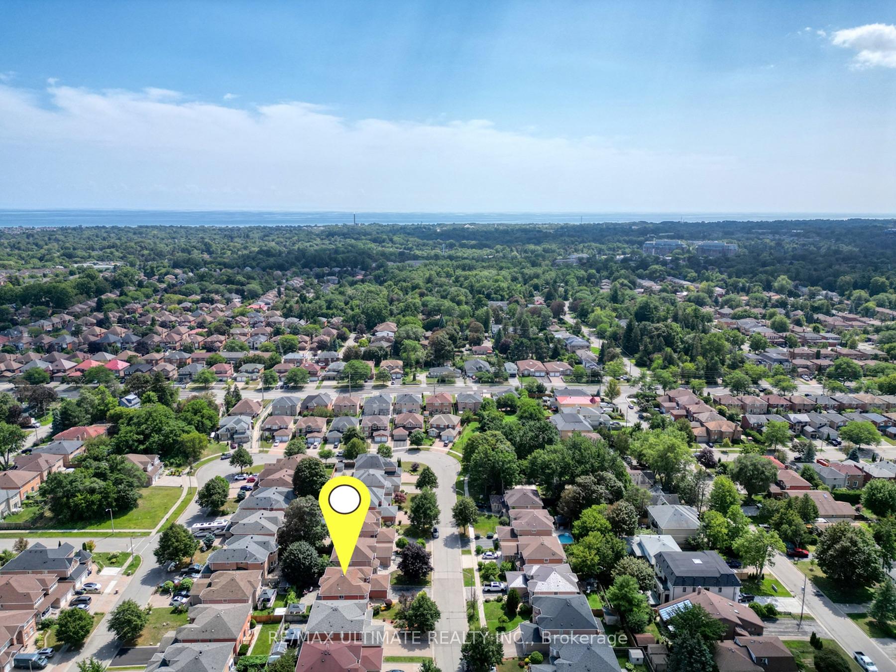 Photo 42 of 60 Devonridge Crescent, Scarborough, Highland Creek — HOMEH