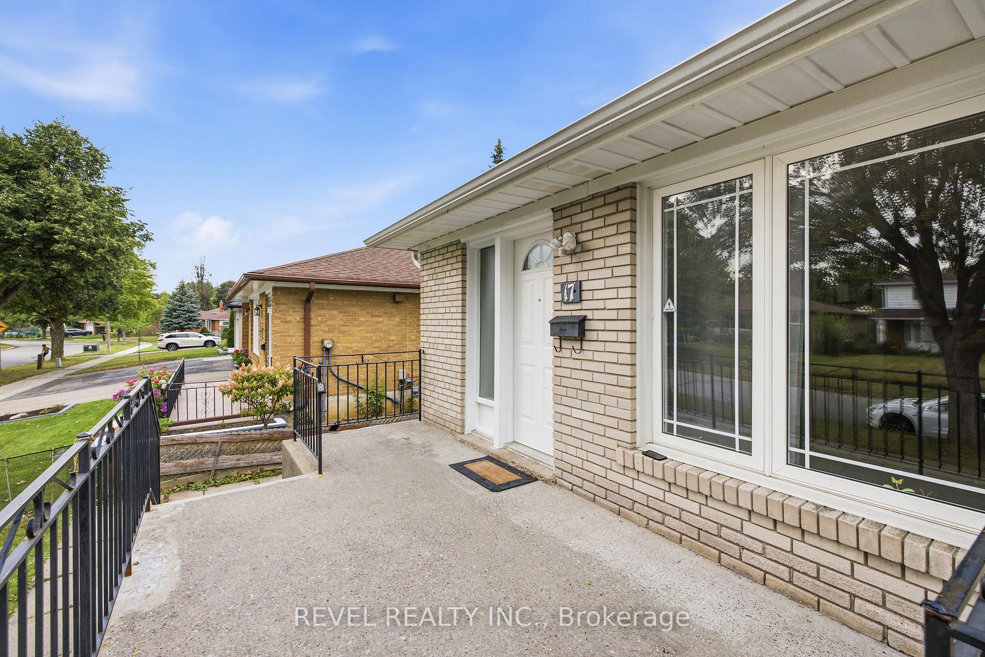 Photo 4 of 17 Amberjack Boulevard, Scarborough, Woburn — HOMEH
