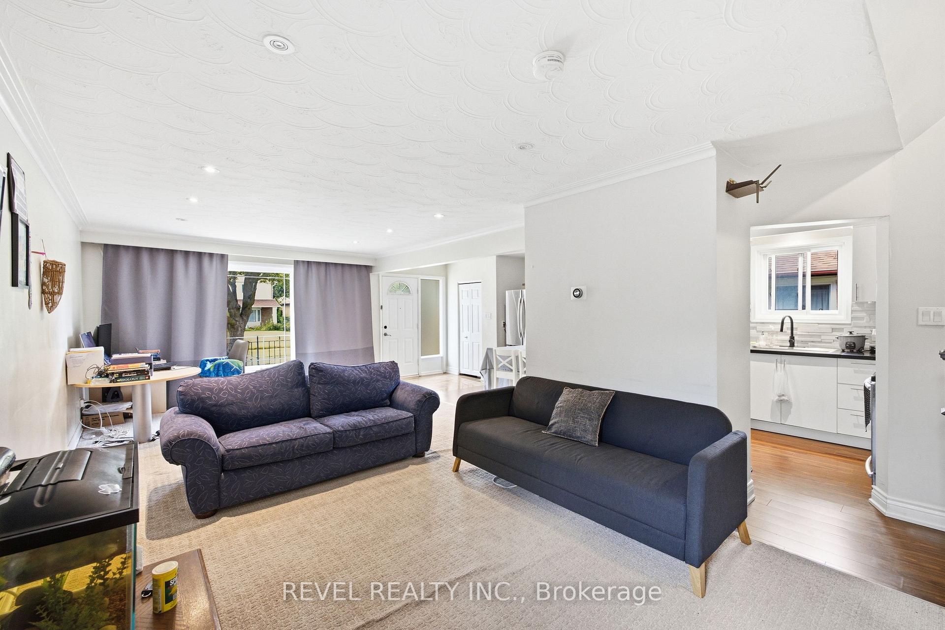 Photo 9 of 17 Amberjack Boulevard, Scarborough, Woburn — HOMEH