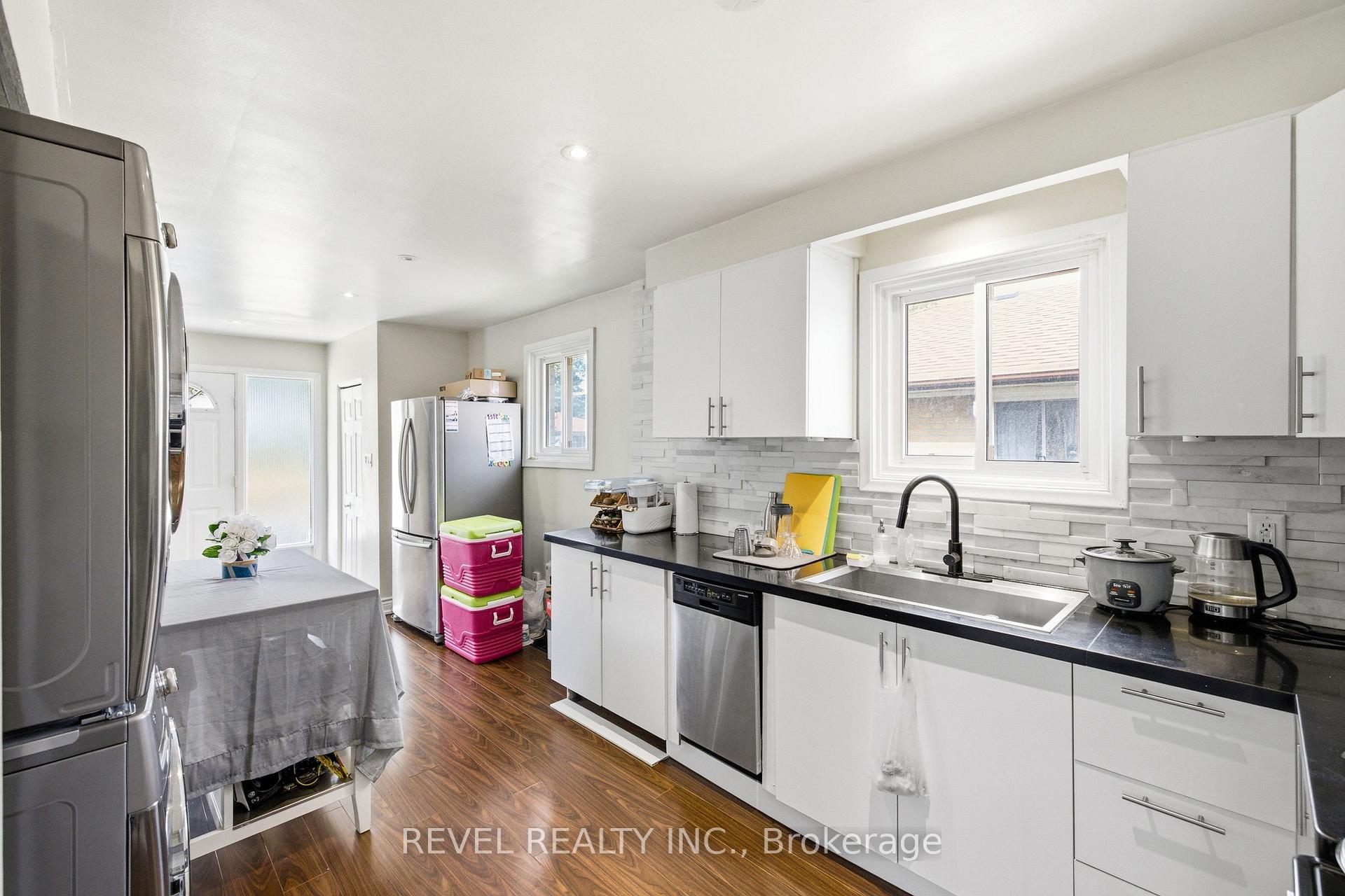Photo 10 of 17 Amberjack Boulevard, Scarborough, Woburn — HOMEH