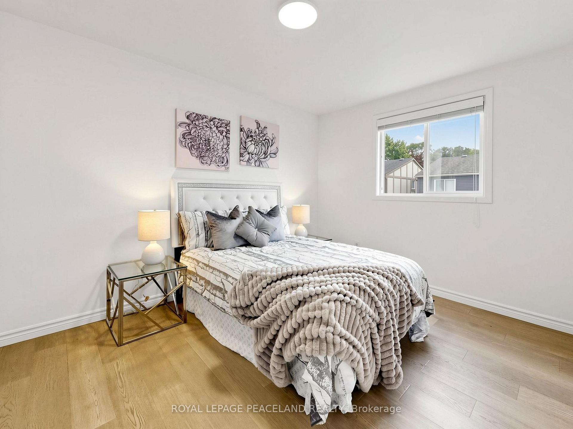 Photo 24 of 3 Newport Way, Markham, Thornhill — HOMEH