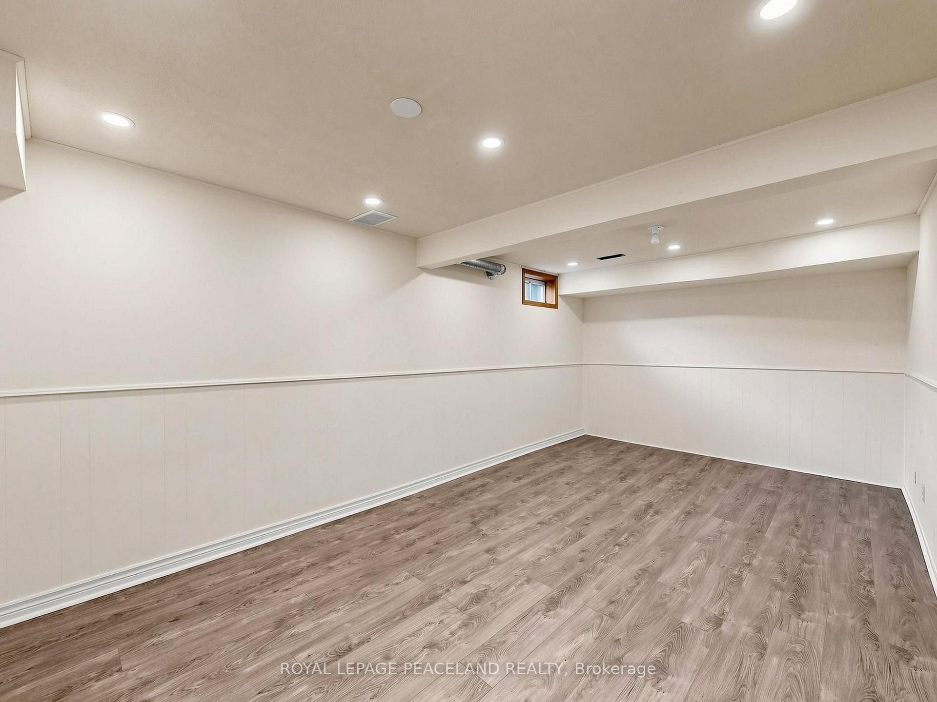 Photo 33 of 3 Newport Way, Markham, Thornhill — HOMEH
