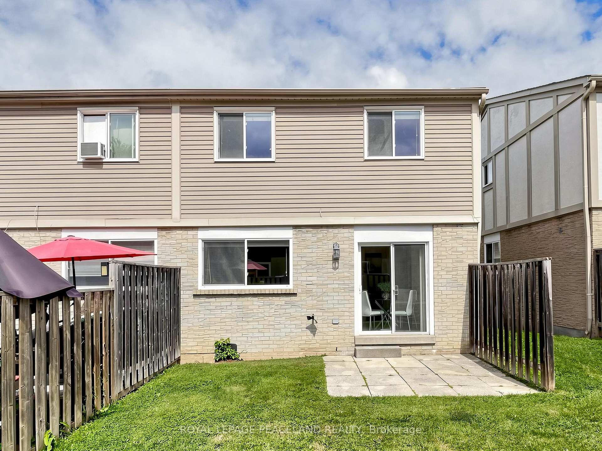 Photo 38 of 3 Newport Way, Markham, Thornhill — HOMEH
