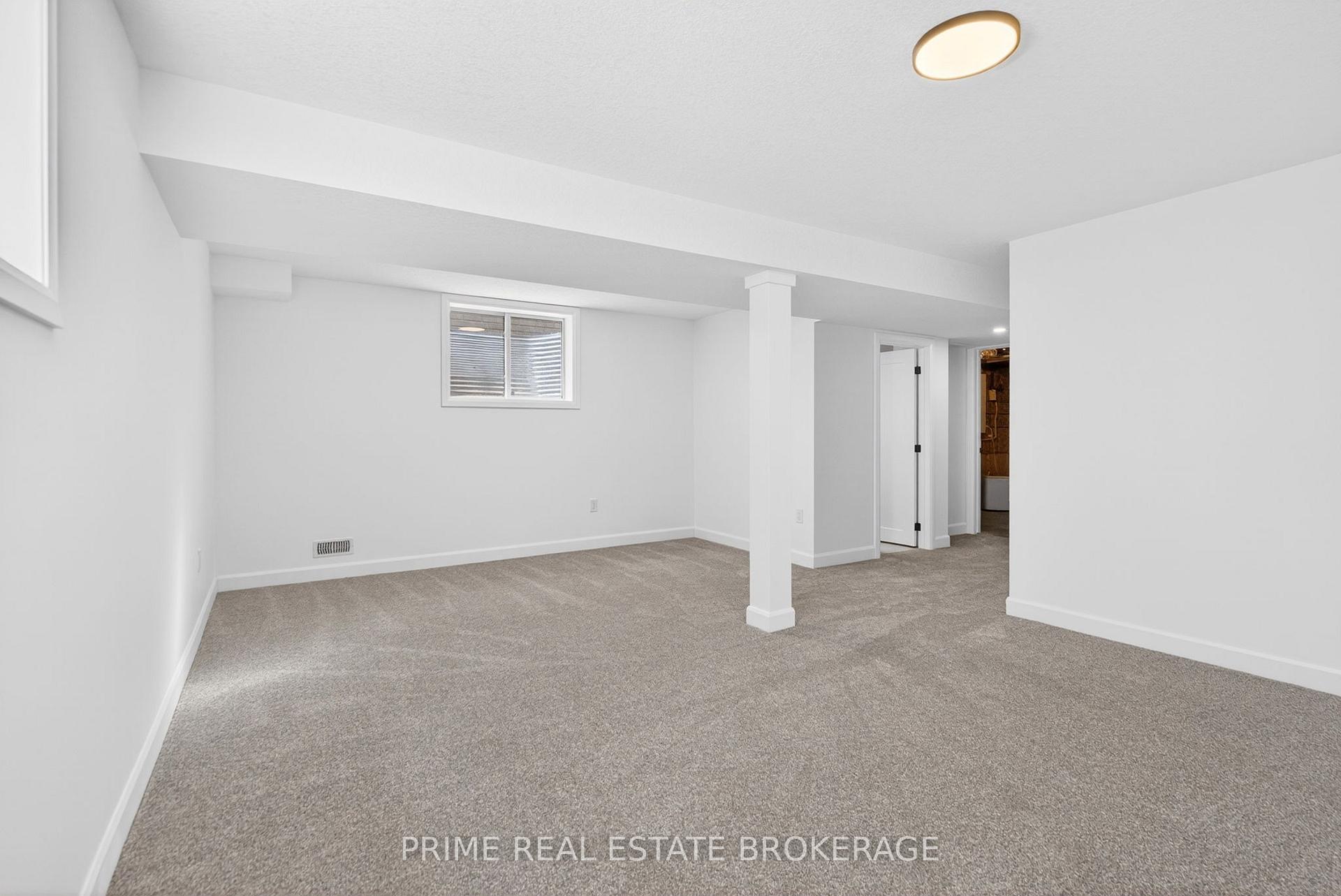 Photo 23 of Unit 5, 177 Chestnut Street, Lucan Biddulph, Lucan — HOMEH