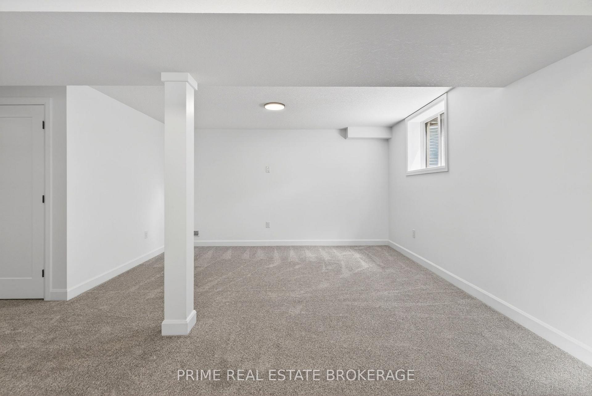 Photo 24 of Unit 5, 177 Chestnut Street, Lucan Biddulph, Lucan — HOMEH