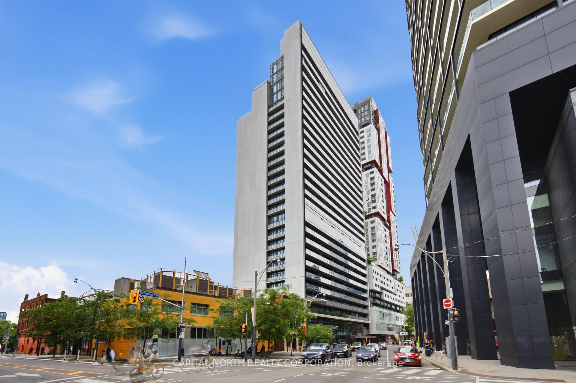 Front of Unit 1612, 330 Richmond Street W