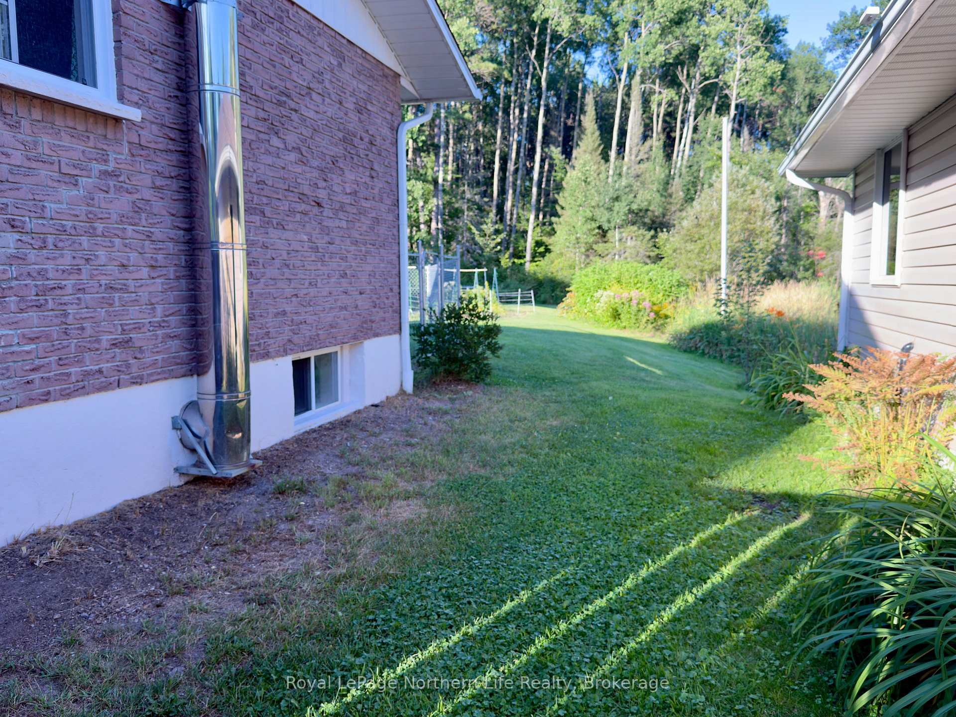Photo 4 of 87 Ridgemount Drive, East Ferris, Corbeil — HOMEH