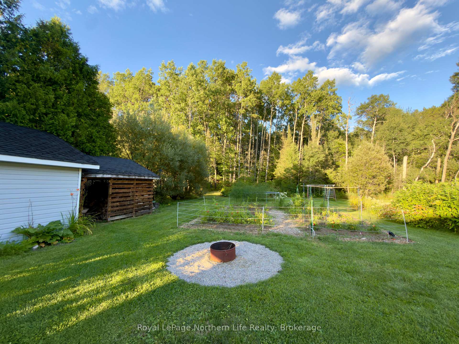 Photo 9 of 87 Ridgemount Drive, East Ferris, Corbeil — HOMEH