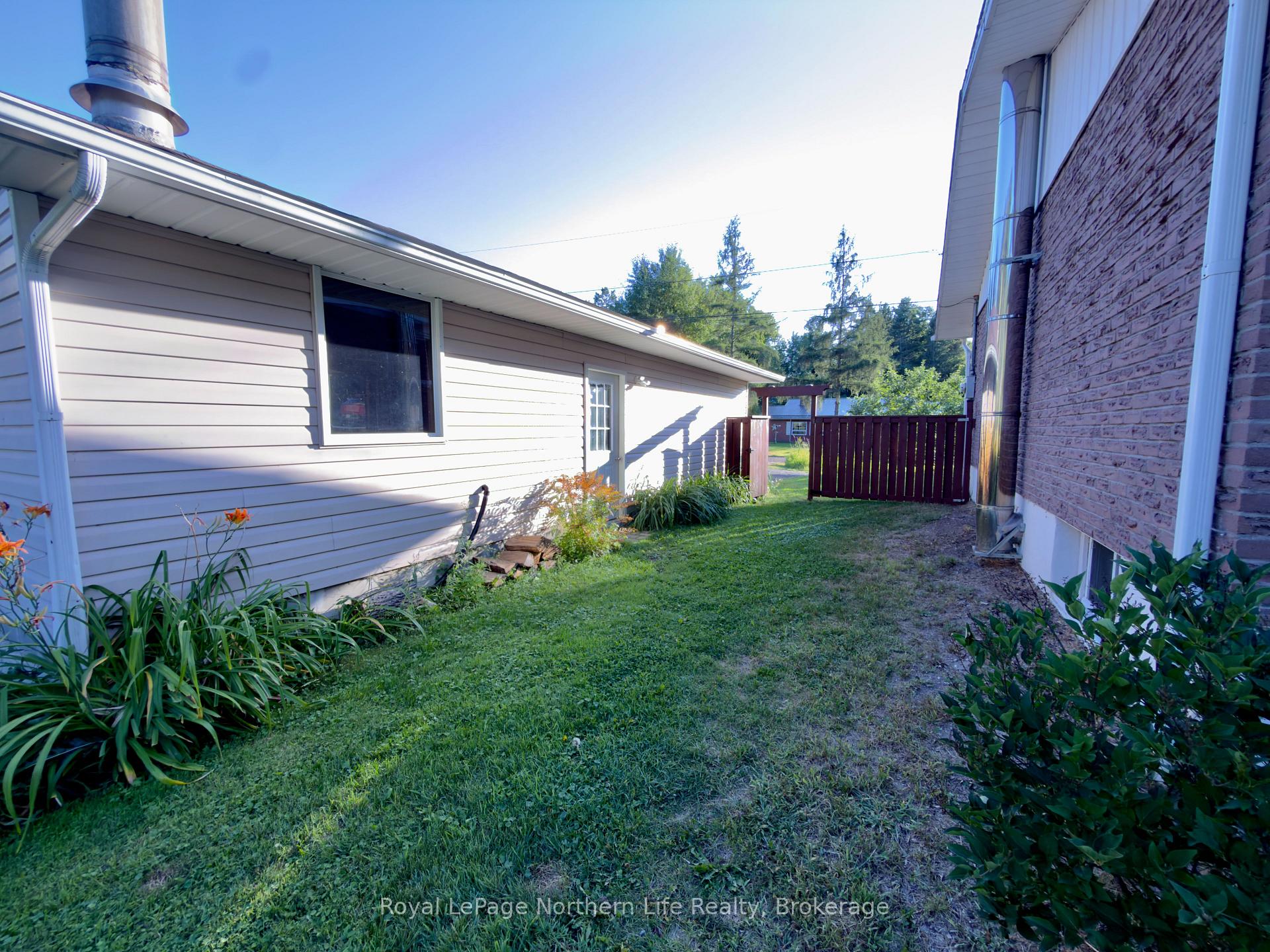 Photo 42 of 87 Ridgemount Drive, East Ferris, Corbeil — HOMEH