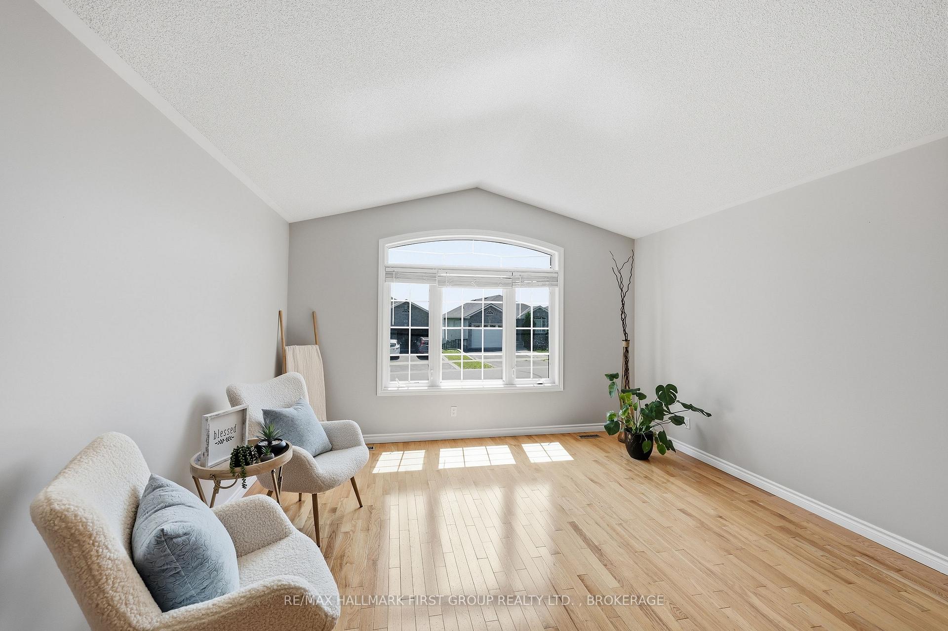 Photo 6 of 759 Tanner Drive, Kingston, East Gardiners Rd — HOMEH