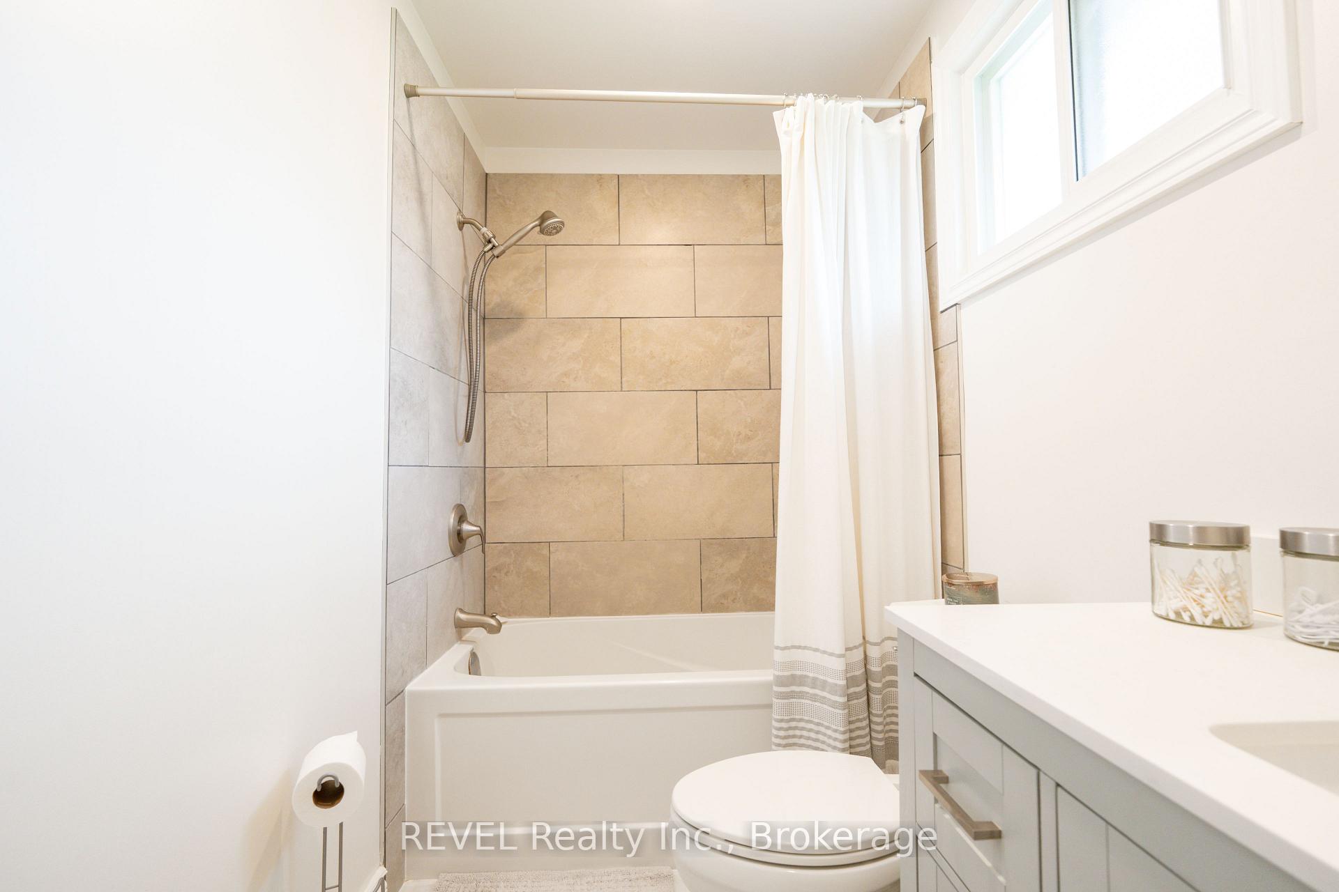 Photo 12 of 4480 Queensway Gardens, Niagara Falls, Morrison — HOMEH