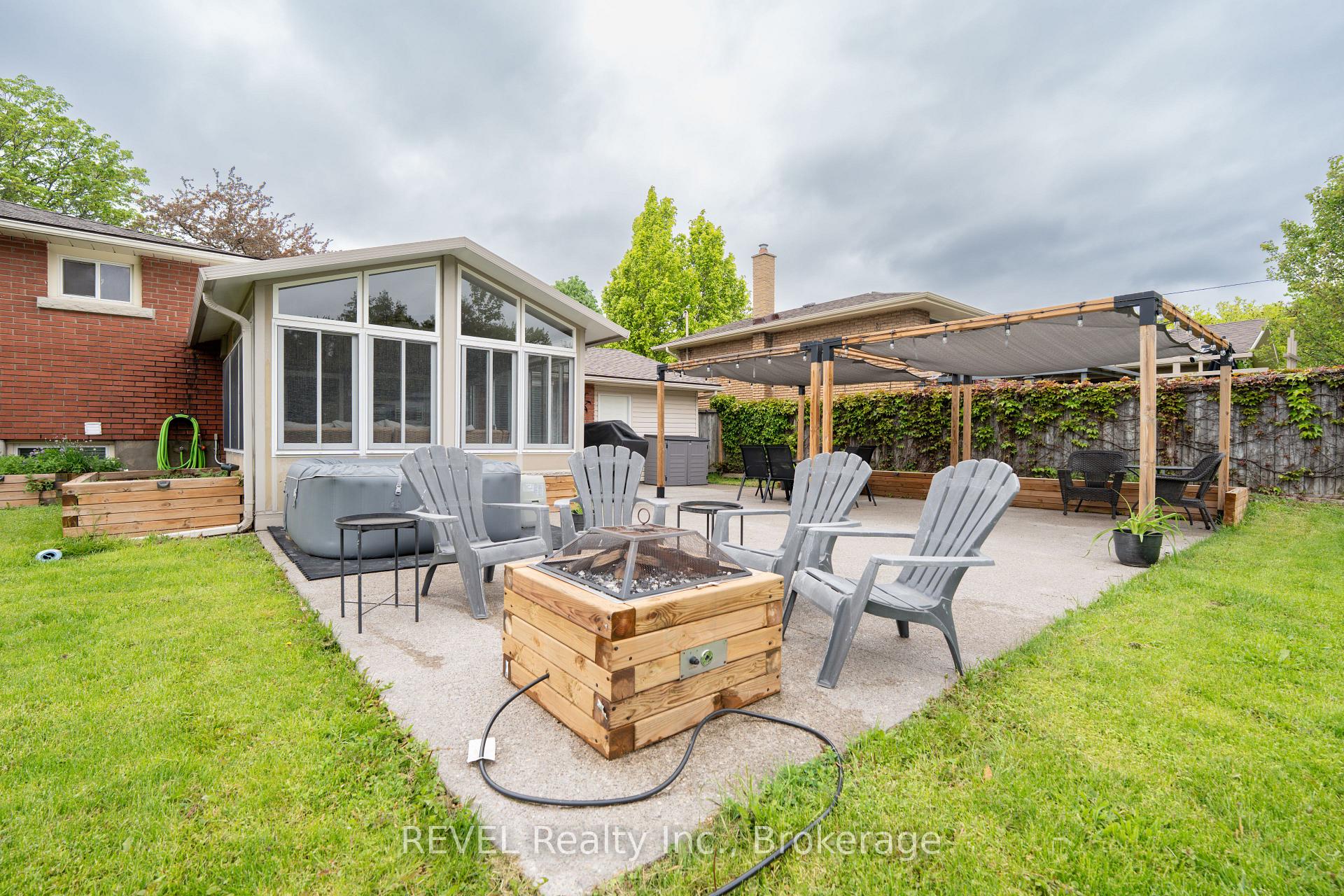 Photo 27 of 4480 Queensway Gardens, Niagara Falls, Morrison — HOMEH