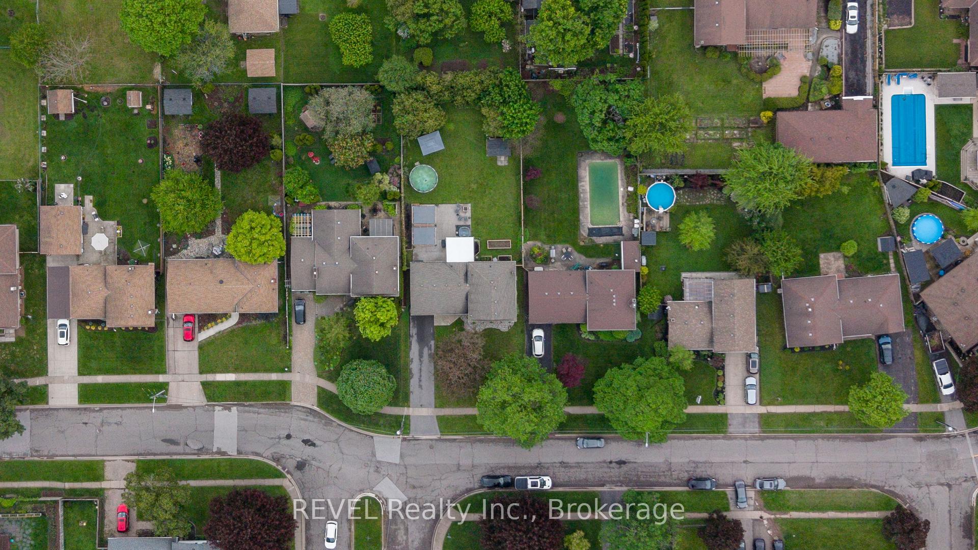 Photo 37 of 4480 Queensway Gardens, Niagara Falls, Morrison — HOMEH