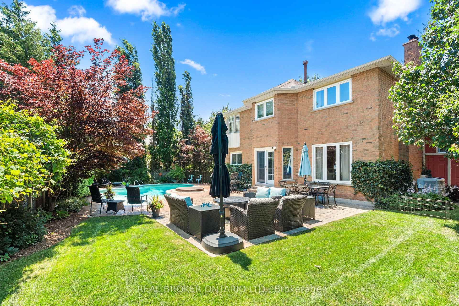Photo 4 of 1291 Windrush Drive, Oakville, Glen Abbey — HOMEH