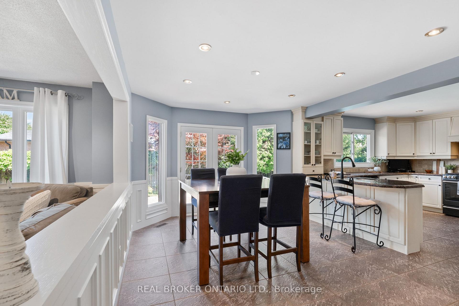 Photo 7 of 1291 Windrush Drive, Oakville, Glen Abbey — HOMEH