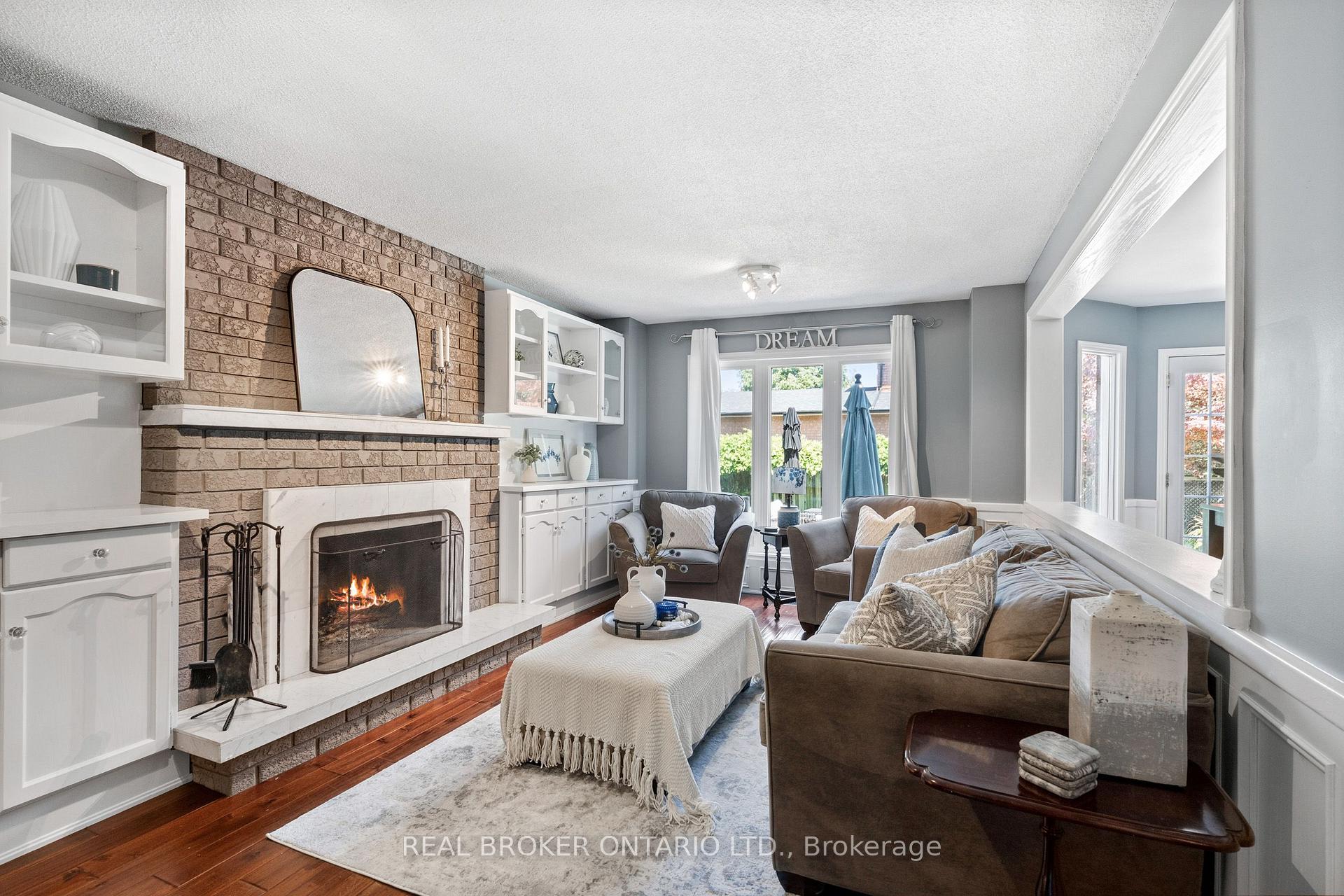 Photo 12 of 1291 Windrush Drive, Oakville, Glen Abbey — HOMEH