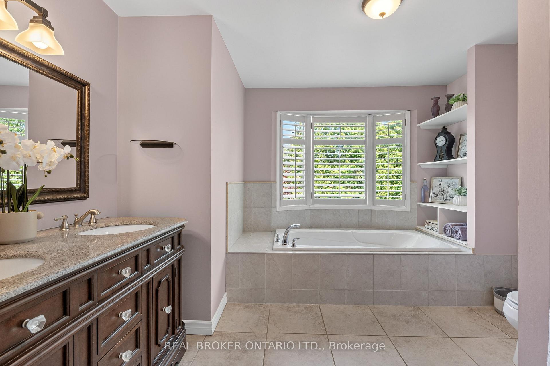 Photo 28 of 1291 Windrush Drive, Oakville, Glen Abbey — HOMEH