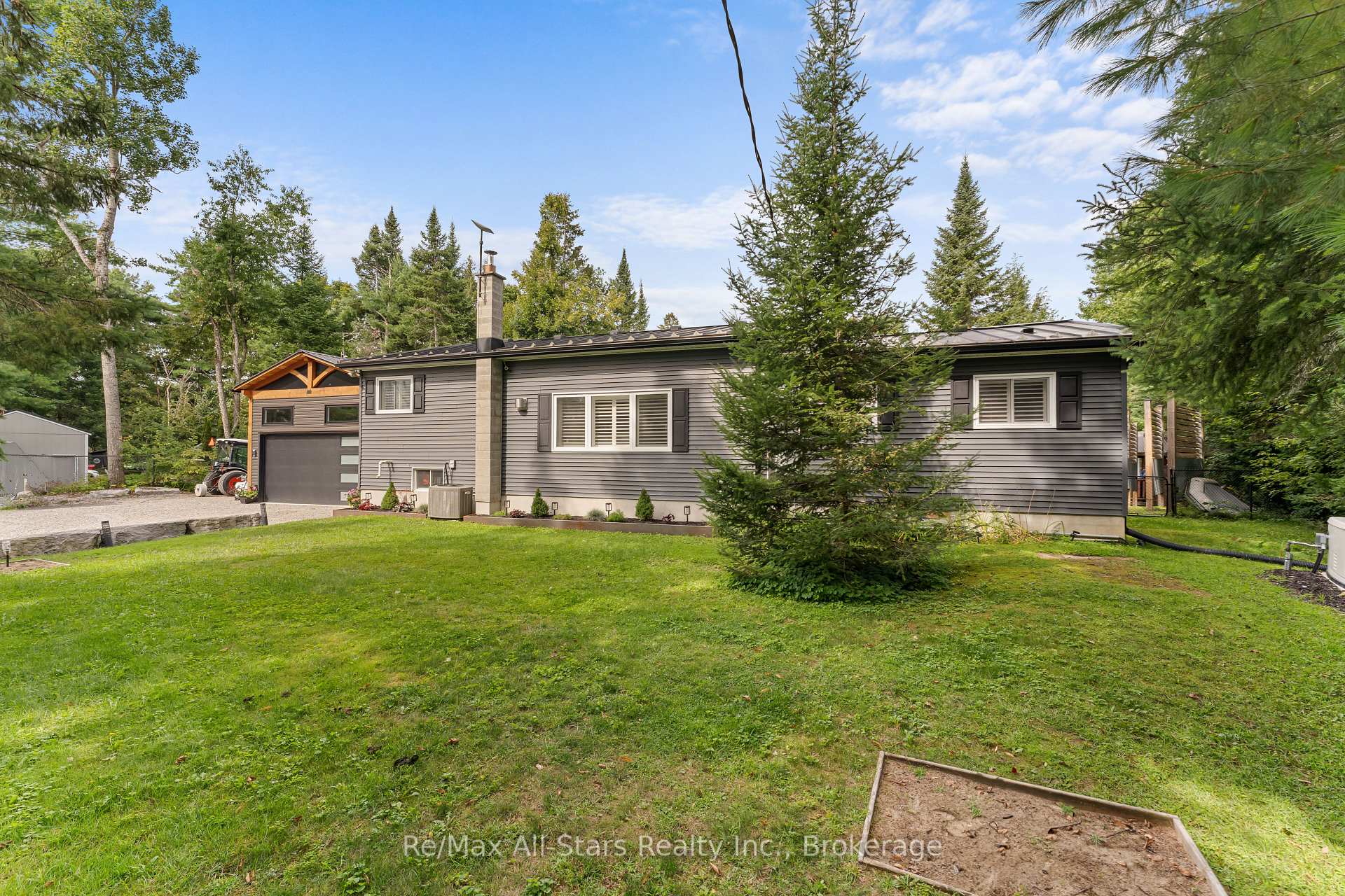Photo 37 of 30 River Road, Kawartha Lakes, Fenelon Falls — HOMEH