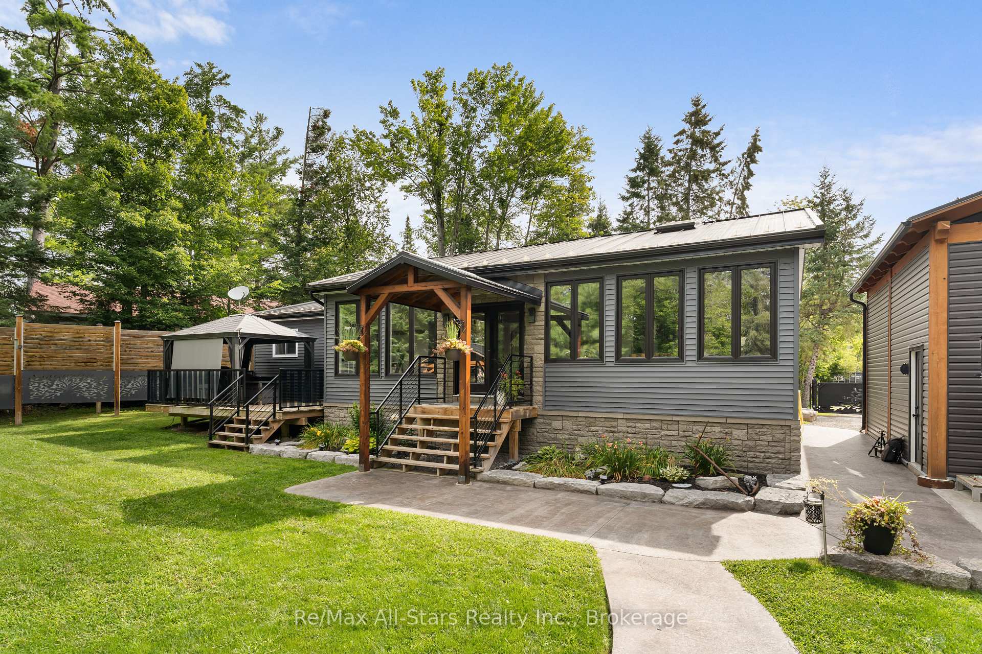 Photo 38 of 30 River Road, Kawartha Lakes, Fenelon Falls — HOMEH
