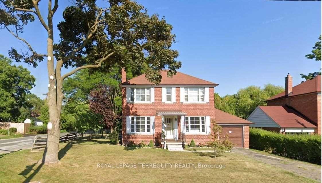 Front of 1411 Islington Avenue