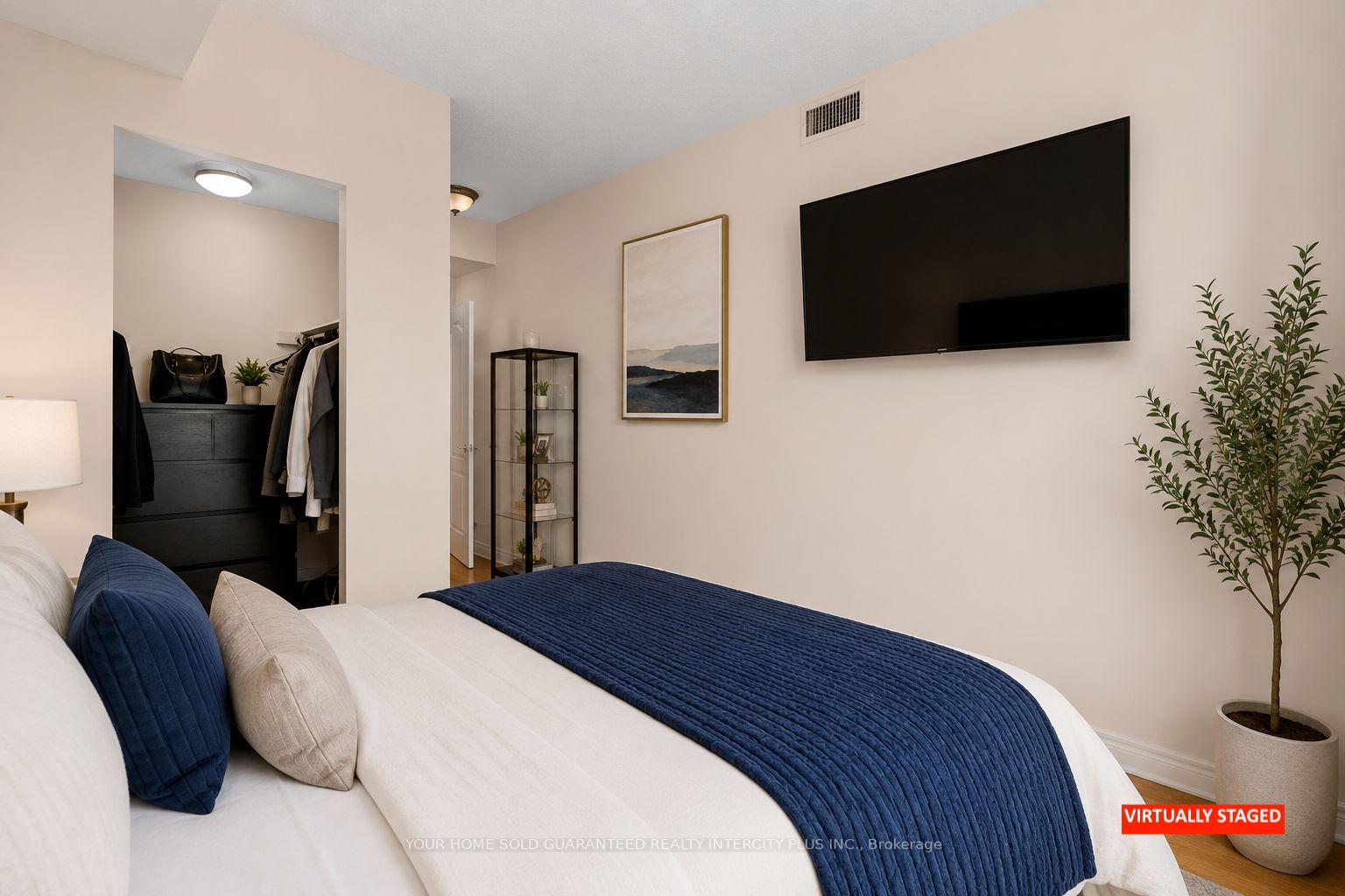 Photo 19 of Unit 811, 1 Clairtrell Road, North York, Willowdale East — HOMEH