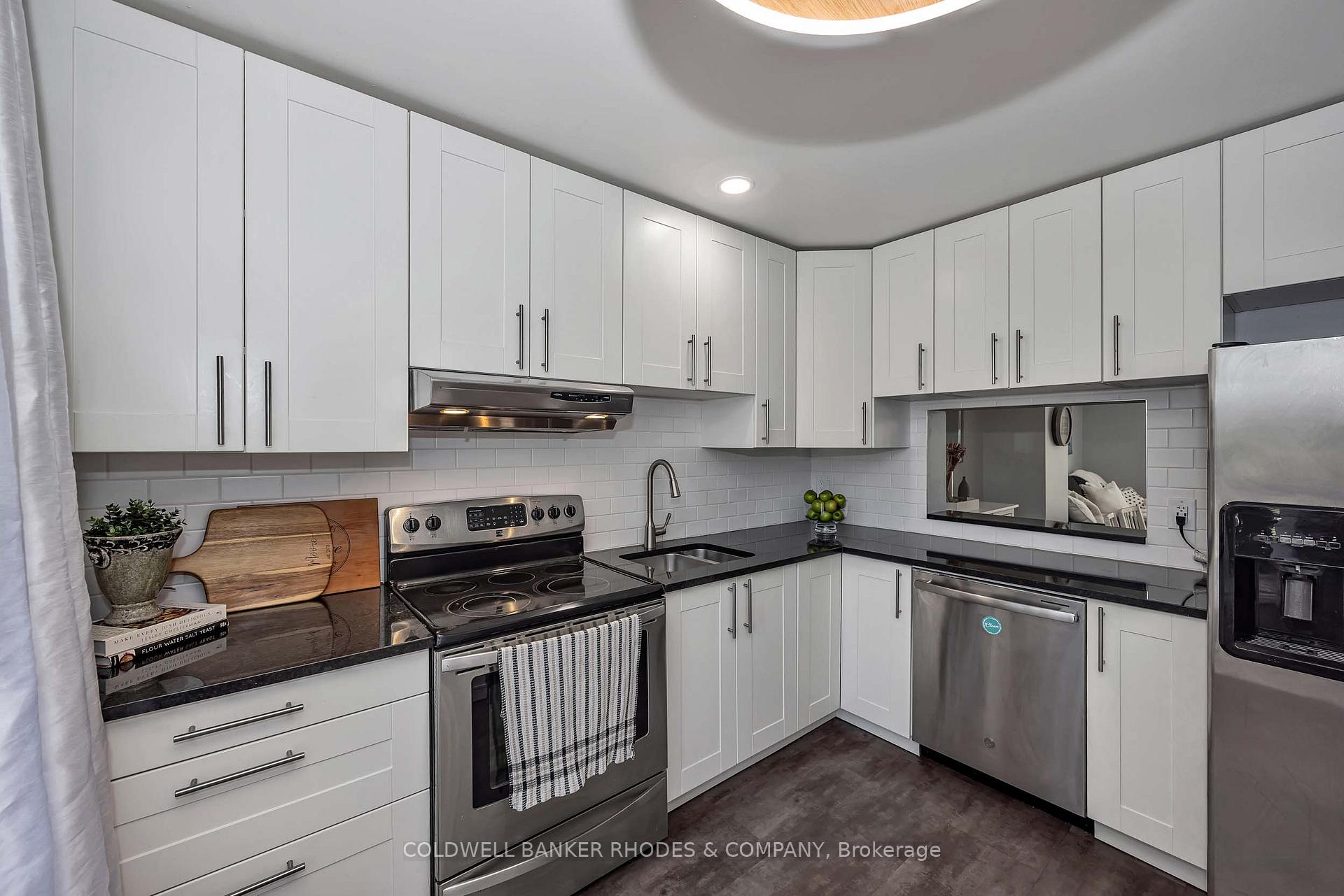 Photo 6 of 68 Costello Avenue, Ottawa, Leslie Park — HOMEH