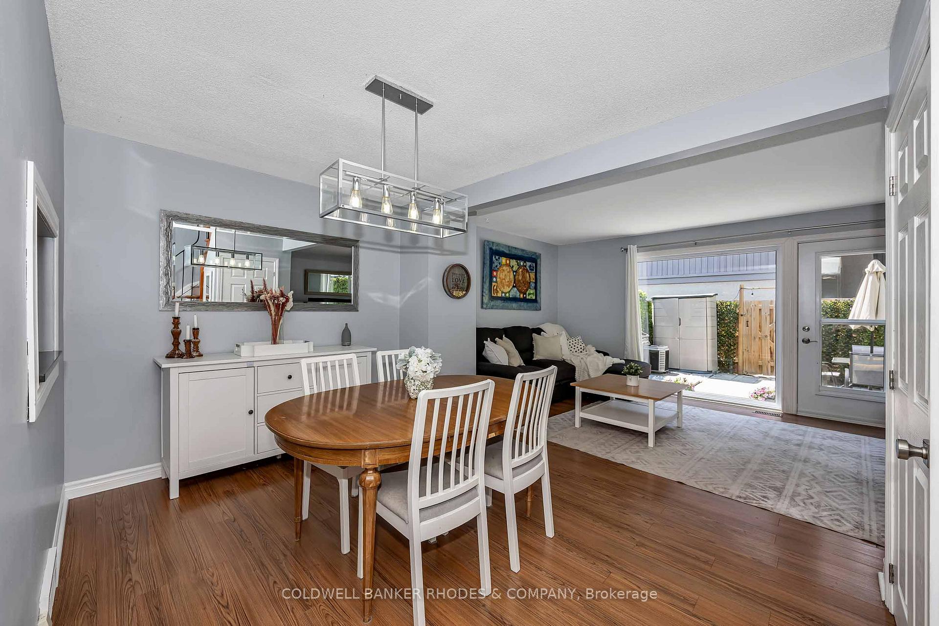 Photo 10 of 68 Costello Avenue, Ottawa, Leslie Park — HOMEH